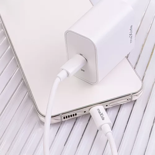 Maxlife MXTC-06 PD+QC 20W hálózati gyorstöltő adapter Type-C + Type-C/Lightning kábel - fehér