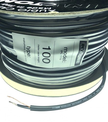 Invotone IPC1110  Hangszerkábel 1 ér plusz árnyék.