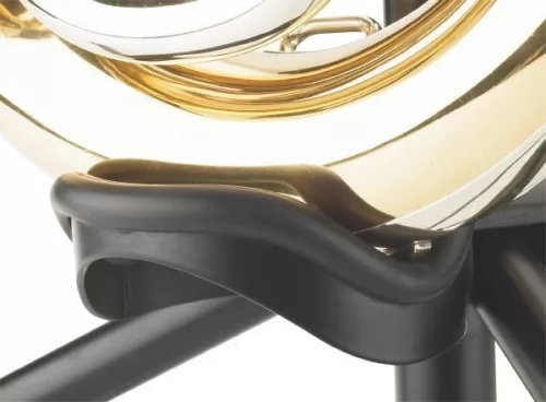 König & Meyer kürtállvány – bariton-, tenorkürthöz, gumi borítású tartóval, fekete