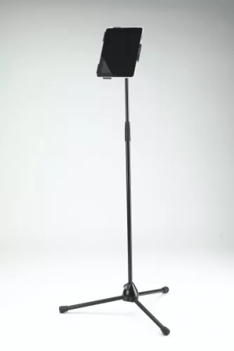 König & Meyer19710 iPAD tartó – 3/8"-os menettel rögzíthető az állványhoz