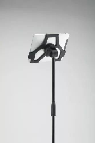 König & Meyer19710 iPAD tartó – 3/8"-os menettel rögzíthető az állványhoz