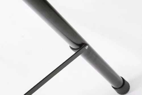 König & Meyer hangfalállvány 35 mm átmérőjű, acél, fekete