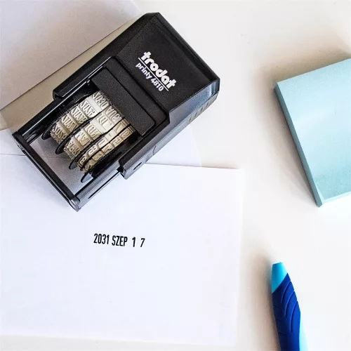 Dátumbélyegző 4810 magyar UNG Trodat év számmal - hónap betűvel - nap számmal